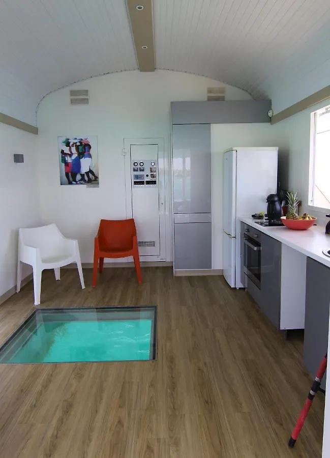 船屋 Aqualodge Guadeloupe 圣弗朗索瓦