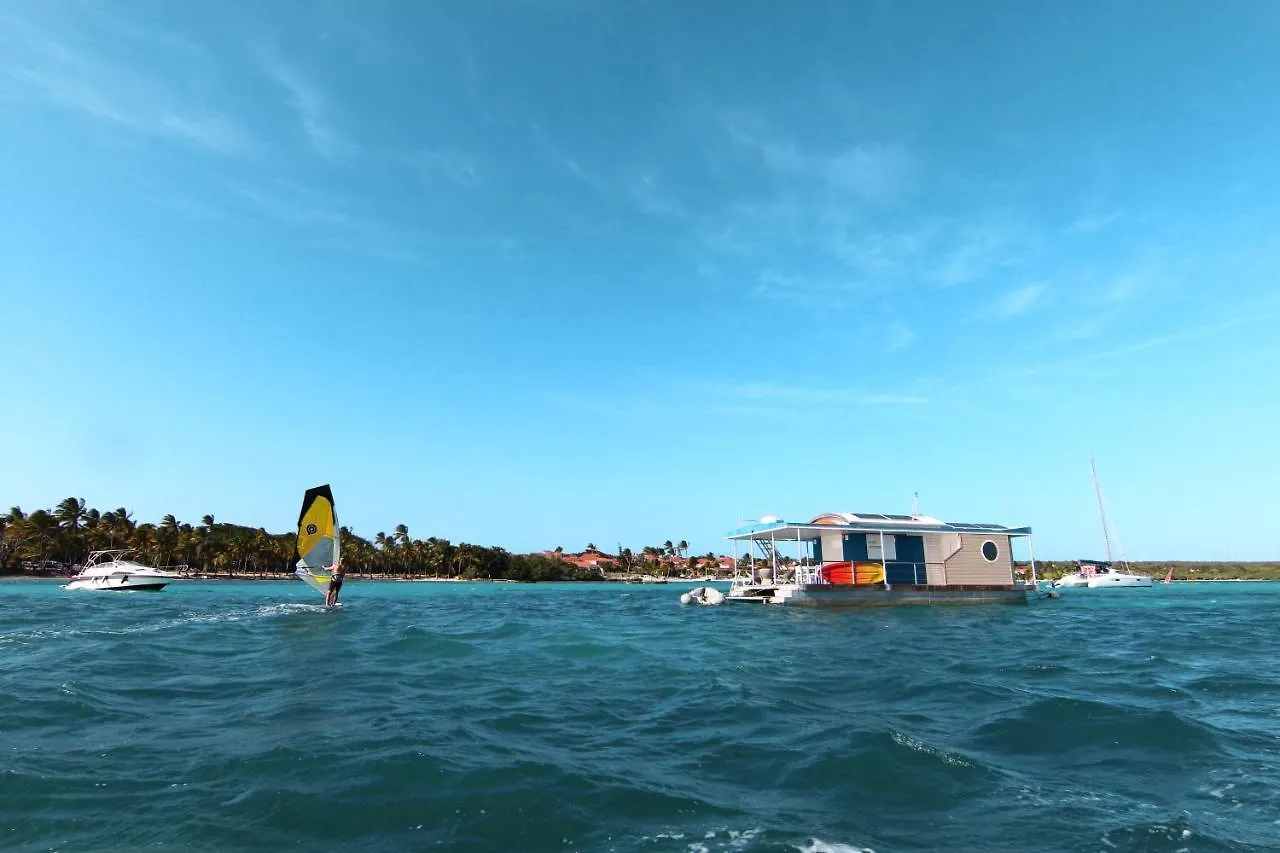 Aqualodge Guadeloupe 圣弗朗索瓦 船屋